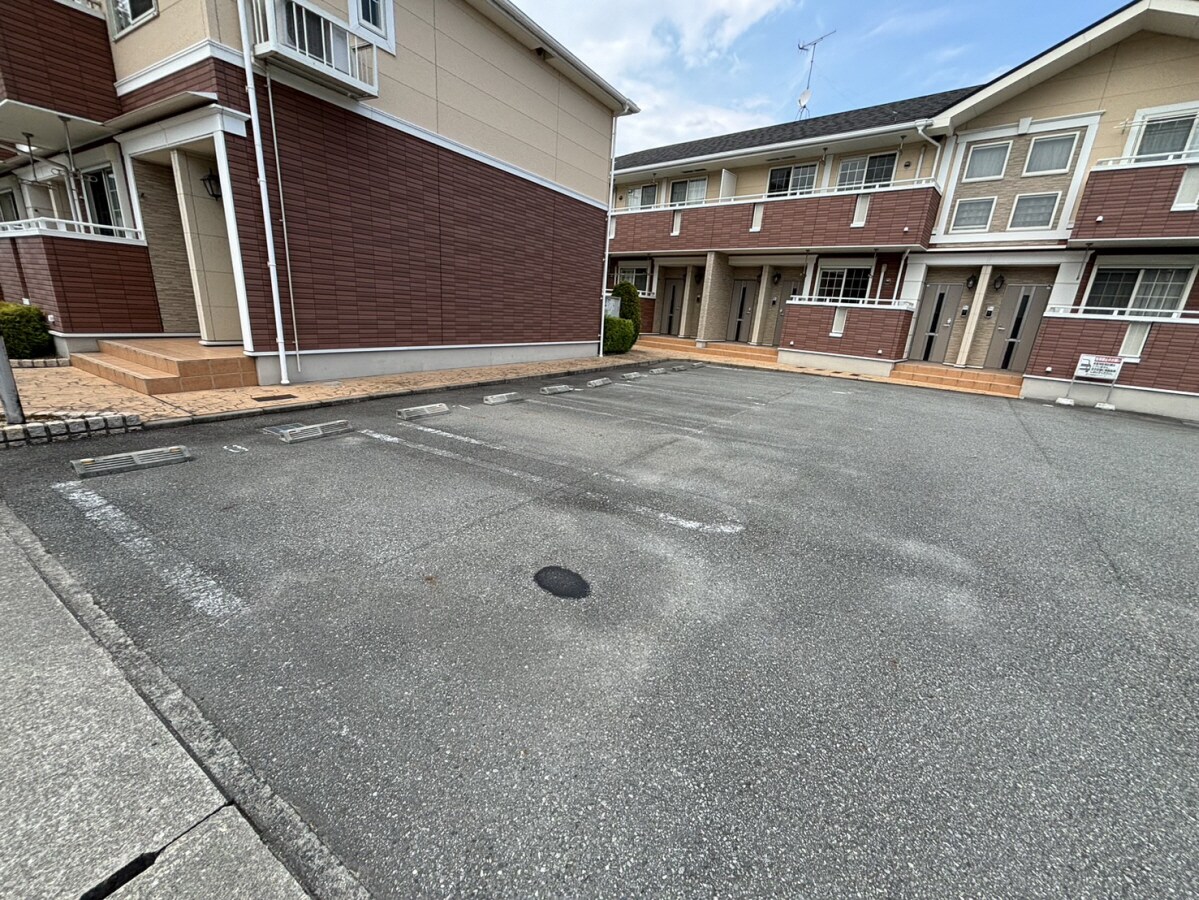 クレイン　フィールドⅡの物件外観写真