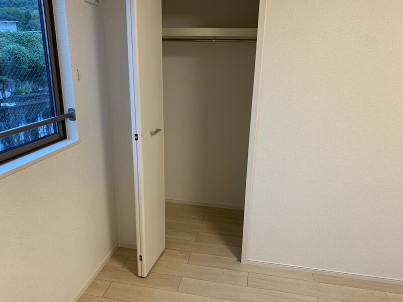 ヴィラドゥグレーヌ梅ケ谷　E棟の物件内観写真