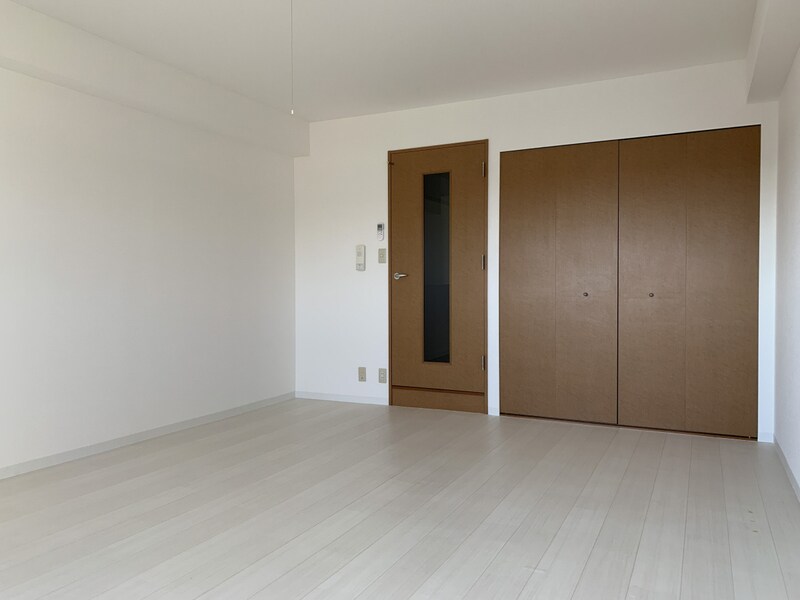 ヴィラ・ソレイユの物件内観写真