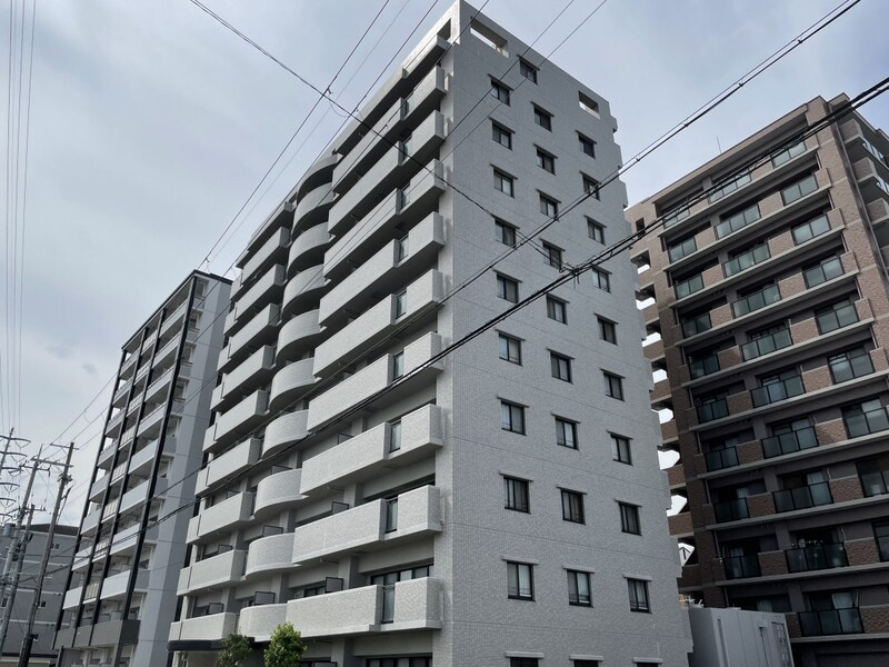 エンブレイス姫路市役所南の物件外観写真