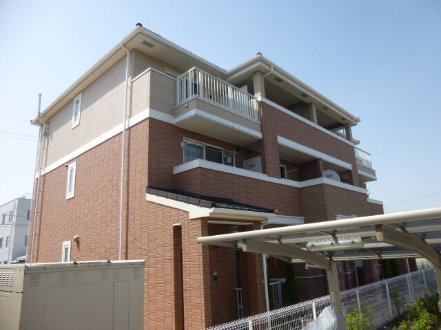 セレーノＡの物件外観写真