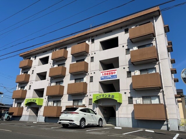 ログマン太田の物件外観写真